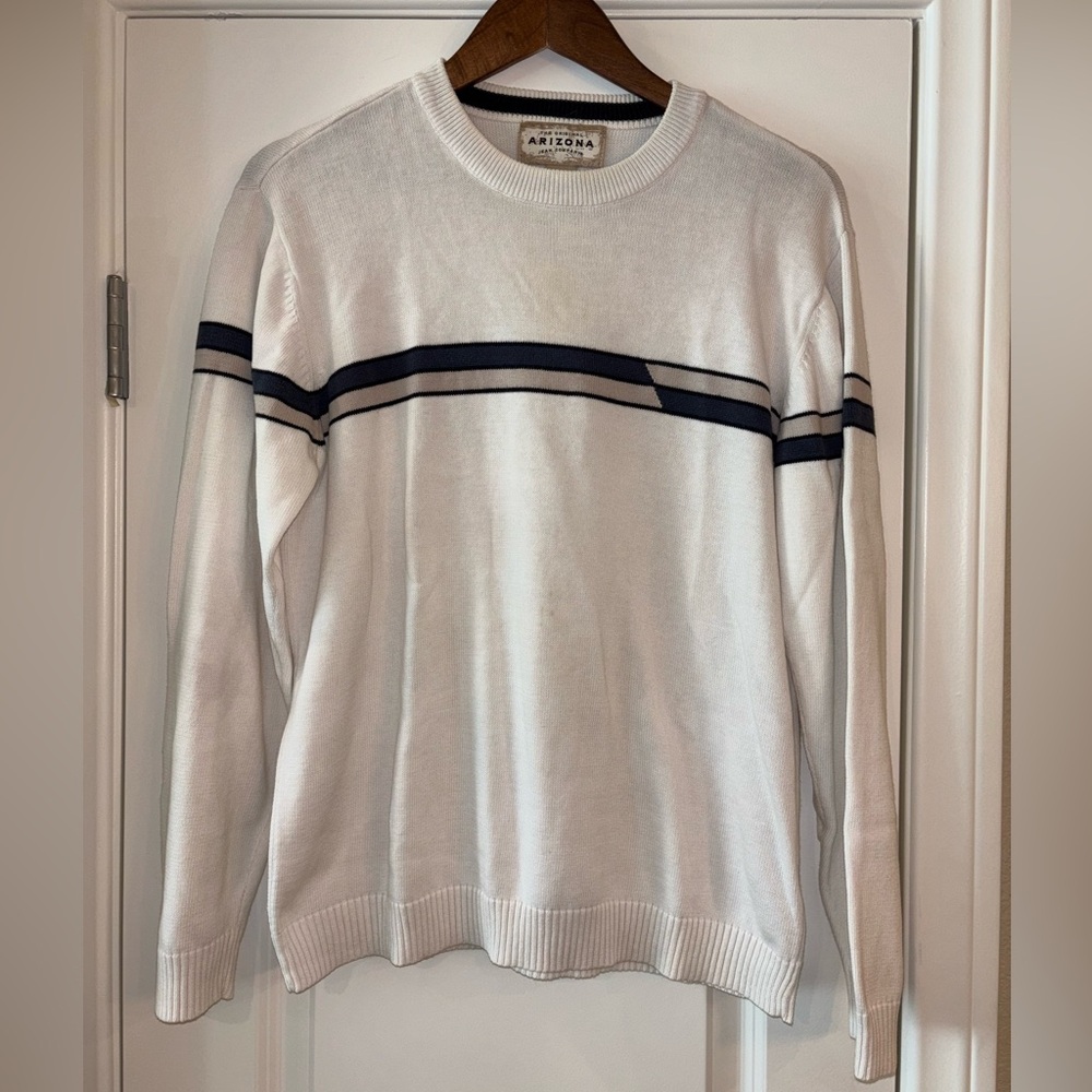 Arizona Jean Company Men’s Cream and Navy Sweater